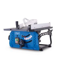 Tischkreissäge HS210 von Scheppach mit 70 mm Schnitthöhe, 1500W 230V, Tischgröße 500 x 445 mm, Ø210 mm Sägeblatt, inkl. Querschneidlehre & Längsanschlag. Gezeigt von der Seite mit Bedienfeld und Skala.