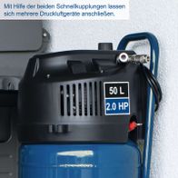 Der Scheppach Kompressor HC51V mit 50L Kessel und 2,0 HP Leistung. Mit den beiden Schnellkupplungen lassen sich mehrere Druckluftgeräte anschließen.