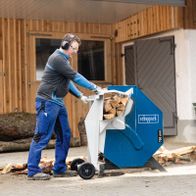 Scheppach-Werkzeug mit 700-mm-Spaltbreite für Holzzerkleinerung, inkl. Transportrollen