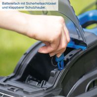Batteriefach mit Sicherheitsschlüssel und klappbarer Schutzhaube. Das Batteriefach ist mit einem Sicherheitsschlüssel gesichert und verfügt über eine klappbare Schutzhaube für zusätzlichen Schutz.