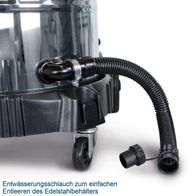 Entwässerungsschlauch zum einfachen Entleeren des Edelstahlbehälters. Ideal für den Scheppach Nass- und Trockensauger ASP50-ES mit 50L Fassungsvermögen und HEPA-Filter.