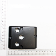 Scheppach-Anschlusskastenabdeckung mit Bohrungen und Durchbrüchen