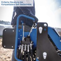 Der Scheppach Kompaktlader MKL730 bietet einfache Steuerung über Bedienhebel. Ideal für effizientes Arbeiten mit präziser Kontrolle.