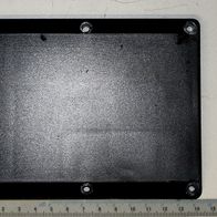 Klemmkastendeckel mit integrierter Skala für präzise Messung
