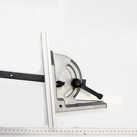 Scheppach Querschneidlehre mit Führungsprofil für 17,5 mm – Detailansicht der Skala