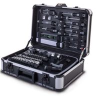 Werkzeugkoffer mit diversen Schraubenziehern, Zangen und anderen Werkzeugen für mechanische Arbeiten