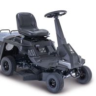 Benzin-Aufsitzrasenmäher BRLM610-230 Woodster von Scheppach, seitlich von links gezeigt.