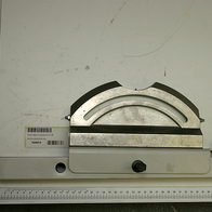 Anschlagrohr kpl. von Scheppach, gezeigt von vorne auf weißem Hintergrund.