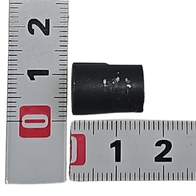 Kleines Gewindebuchsen-Element auf Messskala