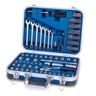 Der Werkzeugkoffer TB170 von Scheppach enthält 135 Teile, darunter verschiedene Stecknüsse, Ratschen, Nussaufsätze und Bits. Das Set ist ideal für Heimwerker und bietet eine breite Auswahl an Werkzeugen für verschiedene Anwendungen.
