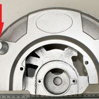 Scheppach-Sägeblattgehäuse mit Detailansicht des Verschlusses