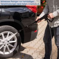 Der Elektro-Hochdruckreiniger HPC1400 von Scheppach ermöglicht müheloses Reinigen von hartnäckigen Verschmutzungen dank hohem Arbeitsdruck.