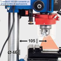Bild zeigt technische Spezifikationen: Bohrspalt von 46 mm und Arbeitsbreite von 105 mm für Bohrmaschine DP16VLS
