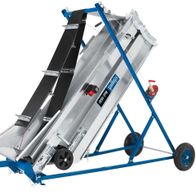 Scheppach Zugdeichsel mit Stützrad und Schlepper-Zugöse, seitliche Ansicht.