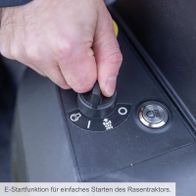 E-Startfunktion für einfachen Start des Rasentraktors