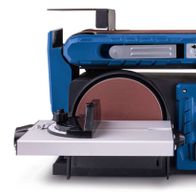 Band- & Tellerschleifer BTS800Vario Scheppach, Ansicht von vorne. 400W, Schleifband 915x100mm, Schleifteller Ø150mm.