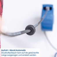 Automatische Druckluftschlauchrolle mit Einzieh- und Arretierfunktion für gewünschte Länge