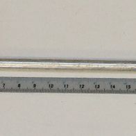 Hubeinstellstange von Scheppach, gezeigt von der Seite auf weißem Hintergrund.