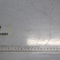 Druckfeder (Teil 94) mit Beschriftung und Barcode auf dem Packband