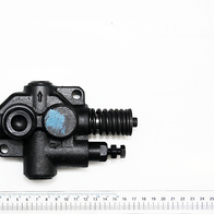 Hydraulikventil mit integriertem Rückschlagventil und Anschluss für Hydraulikflüssigkeit