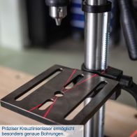 Präziser Kreuzlaser für exakte Bohrungen in der Tischbohrmaschine