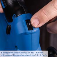 Akku-Metallbandsäge mit 6-stufiger Drehzahlregelung (330–630 min⁻¹) und variabler Sägegeschwindigkeit (1,4–2,7 m/s)