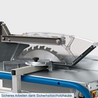 Sicheres Arbeiten dank Sicherheitsschutzhaube. Die Schutzhaube schützt vor Sägespänen und erhöht die Sicherheit beim Arbeiten mit der Baukreissäge Structo 5.0 von Scheppach.