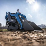 Scheppach Kompaktlader MKL730 mit 8,5PS, 200kg Ladekapazität, E-Start, 740mm Spurbreite, inkl. 80L Schaufel. Robuste Bauweise für effizientes Arbeiten.