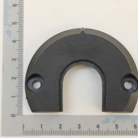 Führungsplatte von Scheppach, Ansicht von vorne, mit zwei Befestigungslöchern.