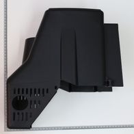 Motorabdeckung mit integriertem Lüftungsschacht und Halterung für Motorabdeckung