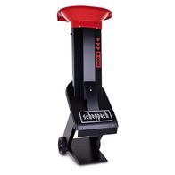 Scheppach Häcksler mit 3000 Watt Leistung. Gezeigt von der Seite. Die Leistung wird durch drei rote Pfeile nach unten symbolisiert.