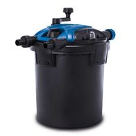 Teichdruckfilter Set PFS8000 von Scheppach mit 2500 L/h Fördermenge und 11 W UV-C Lampe. Enthält einen Teichfilter für effektive Wasserfiltration.