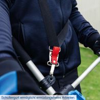 Schultergurt für ermüdungsfreies Arbeiten beim Akku-Freischneider; ergonomische Halterung für längere Nutzung.