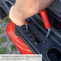 Der Benzin-Aufsitzrasenmäher MR200-61 Scheppach bietet eine zentrale Höhenverstellung des Schnitts mit 5 Stufen von 35 bis 75 mm.