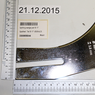 Spaltkeil 2.5x129x174.6 von Scheppach. Der Spaltkeil ist von der Seite zu sehen. Die Maße des Spaltkeils betragen 200x2,5 mm.