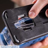 Guard prevents breakout of saw teeth in the cordless jigsaw