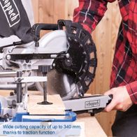 The Scheppach HM254X sliding mitre saw offers a wide cutting capacity of up to 340 mm thanks to the traction function.