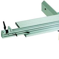 Scheppach Schiebeschlitten, seitliche Ansicht, Metallkonstruktion mit Führungsschiene und Klemmvorrichtung.