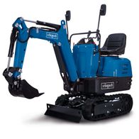 Der Scheppach Benzin Mini Bagger EXC815 mit 8,5 PS, 2330 mm Grabweite und 690 mm Spurbreite. Kettenantrieb für optimale Mobilität und Stabilität. Ideal für den Heimwerkergebrauch.