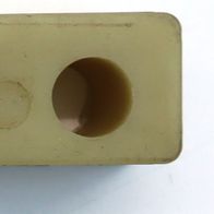 Distanzplatte Spaltmesser, Ansicht von der Seite.