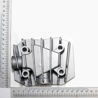 Scheppach-Zylinderkopfabdeckung mit integrierten Halterungen für G1/2-Zoll-Anschlüssen