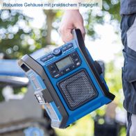 Robustes Akku-Baustellenradio mit ergonomischem Griff und praktischem Display für präzise Einstellungen