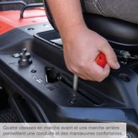 The petrol ride-on lawnmower MR225-61 by Scheppach features four forward gears and one reverse gear for comfortable driving and easy manoeuvring.