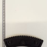 Scheppach-Zahnstange mit Zahnprofil und Befestigungselementen