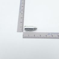 Bundschraube RD 8x22 von Scheppach. Gezeigt von der Seite neben einem Lineal zur Größenveranschaulichung.