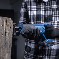 Scheppach Akku-Säbelsäge mit LED-Licht und stufenloser Hubzahlregelung, Akku und Ladegerät