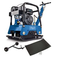 Rüttelplatte HP2500S von Scheppach mit 4,8 kW Motorleistung, inklusive Gummimatte und Fahrvorrichtung. Die Maschine bietet eine kompakte Bauweise und ist für effizientes Verdichten konzipiert.