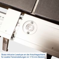 Die Tischkreissäge Precisa 6.0 von Scheppach verfügt über eine Skala inklusive Leselupe an der Anschlagschiene für exakte Feineinstellungen im 1/10-mm-Bereich.
