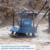 Die Verdichtung durch die Rüttelplatte verhindert, dass der Untergrund absinkt.