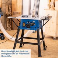 Die Tischkreissäge HS110 von Scheppach bietet hohe Standfestigkeit durch das Untergestell und rutschfeste Gummifüße.